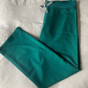 Figs: Livingston pants, Size Medium, Green